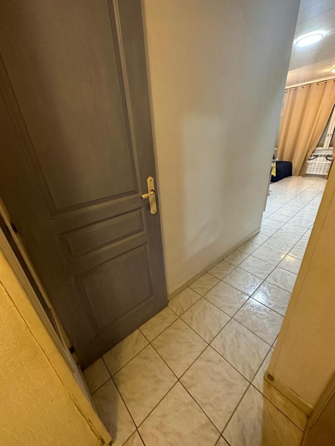 A La Semaine Ou Au Jour / Location Studio Meuble 30M² La Ciotat Exterior foto